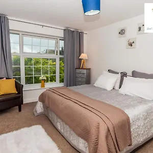 The Short & Serviced Apartment